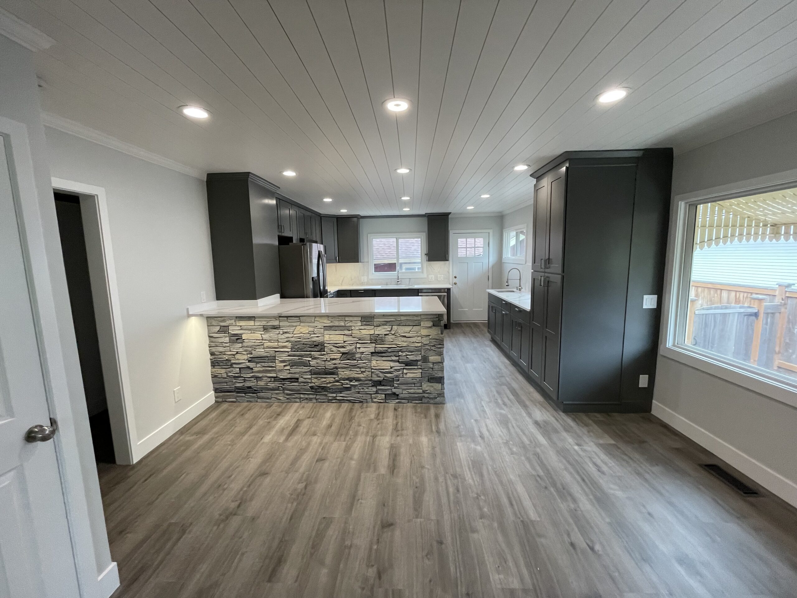 Residential electrical service work